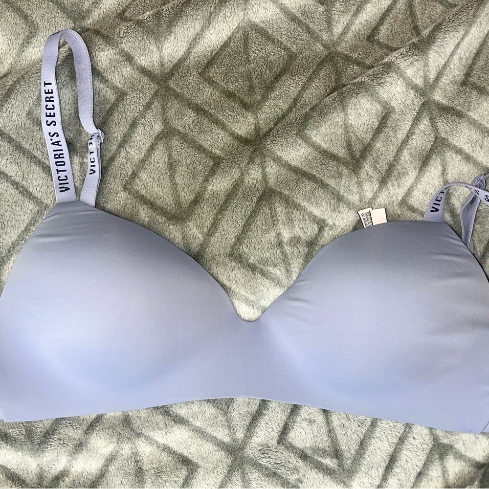 Victoria's Secret Light Purple Bra